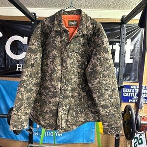 Howler Brothers Band of Brother’s Edmonton Short Jacket Camo Primaloft